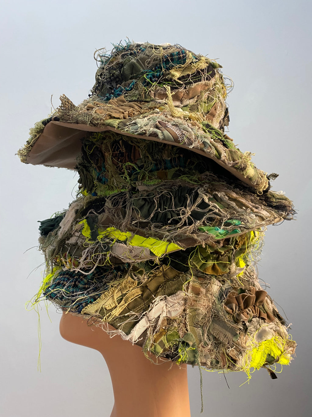EXCESS GARDEN HAT