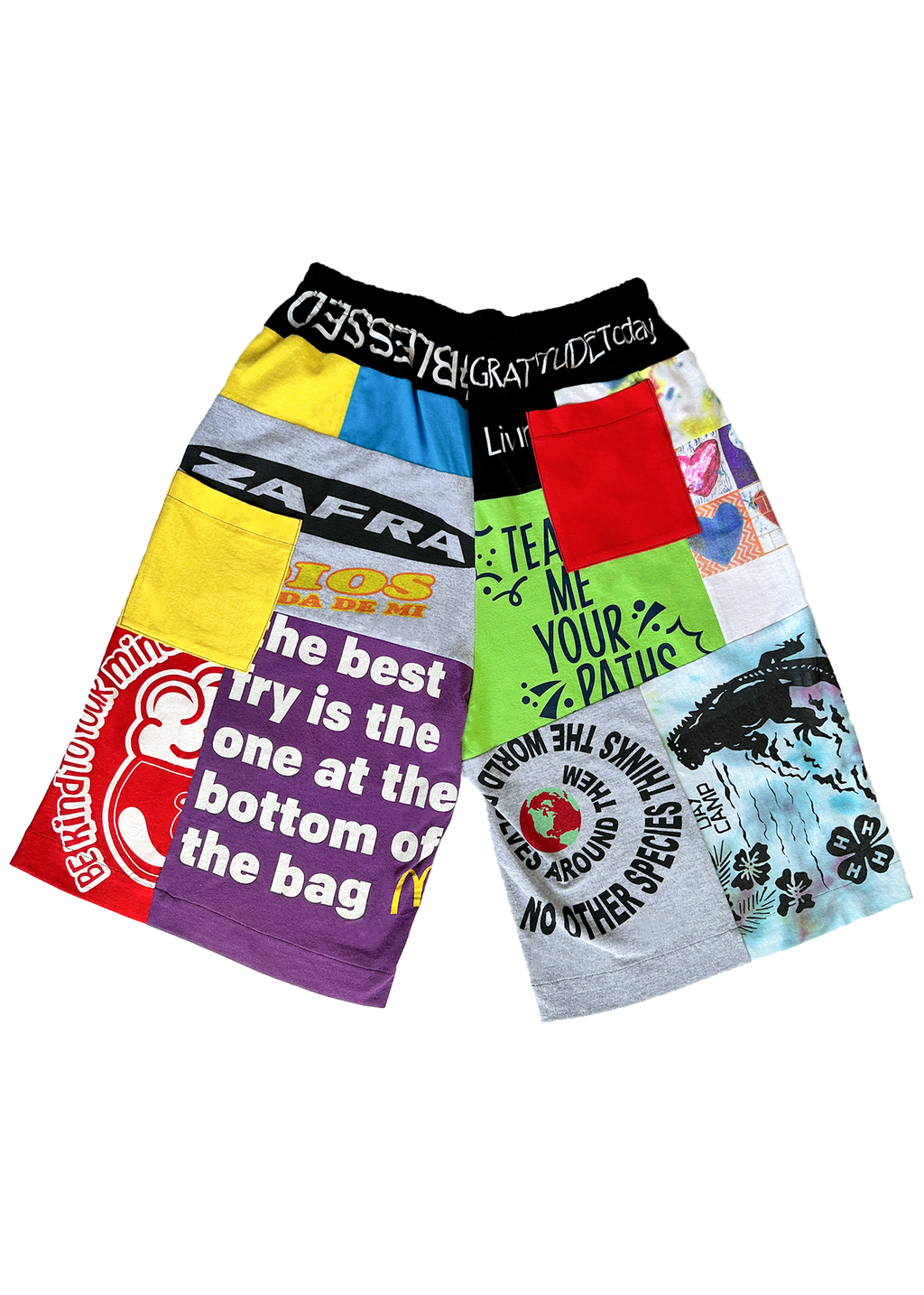 ZAFRA REMIX GRAPHIC SHORT